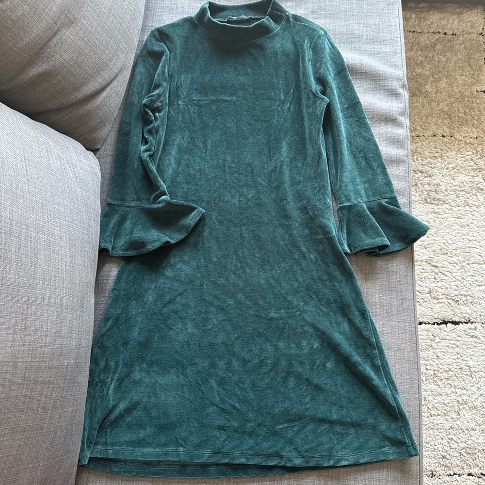 Zara Green Corduroy Half Sleeve Dress